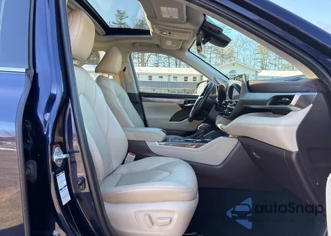 2021 Toyota Highlander Hybrid Limited z USA, uszkodzony, nr VIN 5TDDBRCH2MS531933